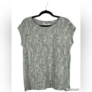 Rose & Olive Gray Floral Short Sleeve Tee, Size Medium, NWT